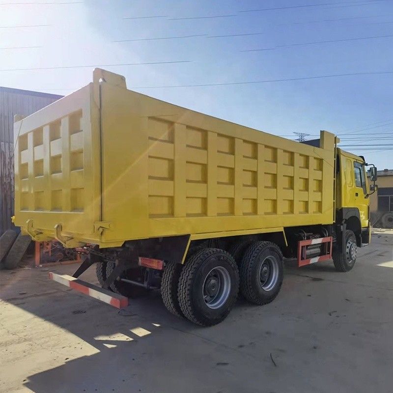 Euro 2 2015 Camion à ordures d'occasion HOWO 371HP 6x4 25 Tonnes de chargement Camion à décharge de seconde main