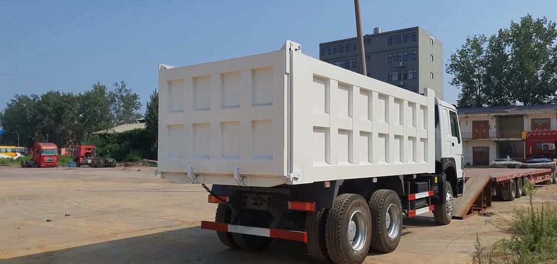 SINOTRUC Sino Sinotruk Howo 371 6x4 A7 8x4 WEICHAI camion de décharge d'occasion