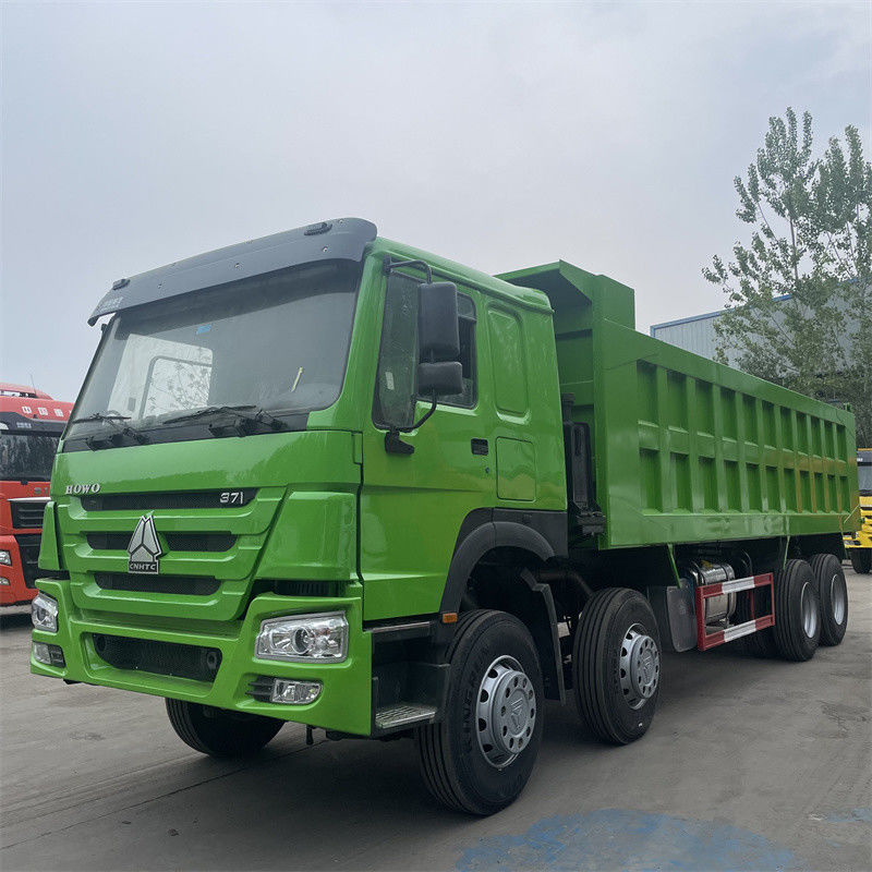Camion SINO 12 roues 30 mètres cubes HOWO 40 tonnes 8x4 Camion à décharge à décharge d'occasion avec performance