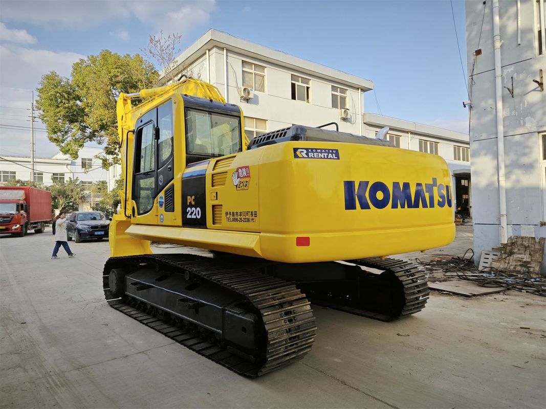 Vendre une excavatrice utilisée Komatsu PC220-8 avec une soupape hydraulique d'origine et un seau de 1,0-1,5