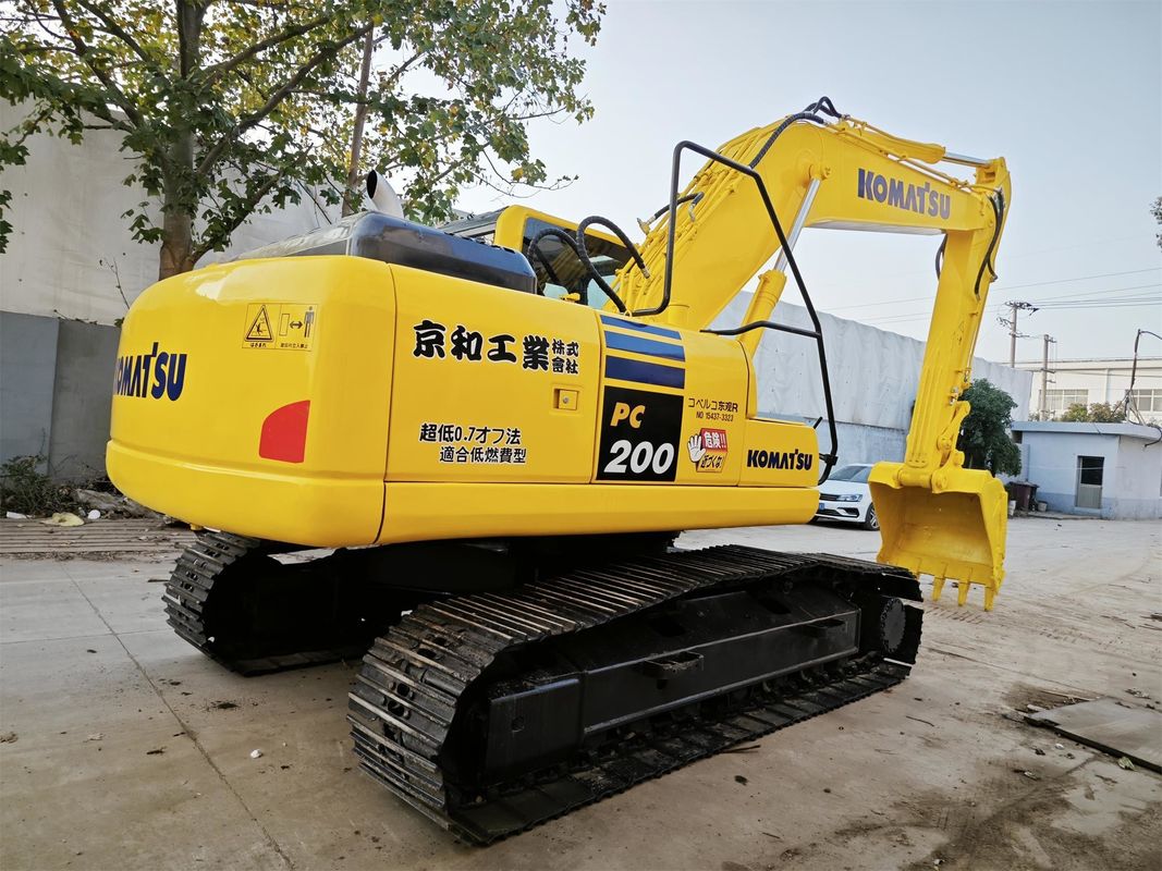 Vendre une excavatrice utilisée Komatsu PC220-8 avec une soupape hydraulique d'origine et un seau de 1,0-1,5