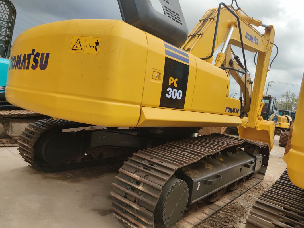30000 KG Komatsu Excavator Machine avec la couleur originale et les caractéristiques personnalisables