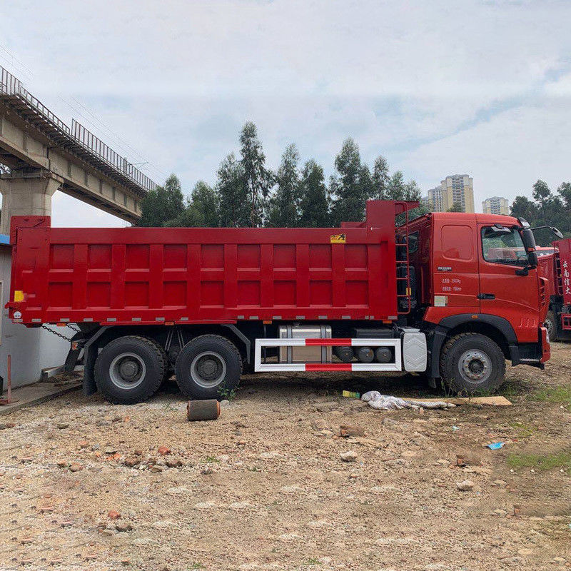 5.3-6.2M Longueur du réservoir de chargement Chinois Sinotruk d'occasion Howo 6x4 371hp