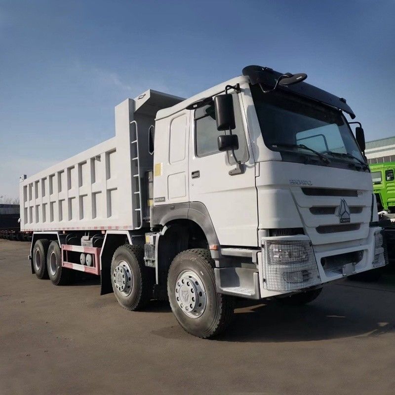 Puissant camion de décharge 2023 HOWO 371HP RHD 8X4 avec norme d'émission Euro 3 12700 GVW