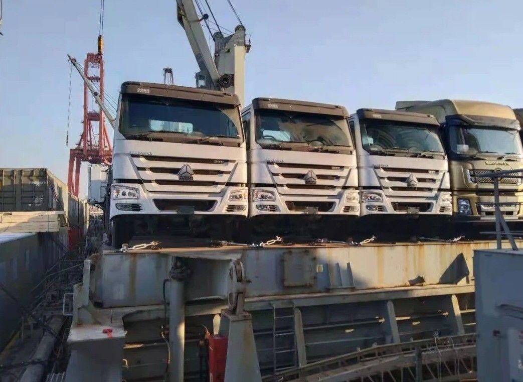 300Ltr réservoir de carburant Sinotruk Howo 6x4 tracteur à traction intégrale