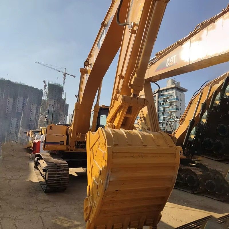 Excavateur de 25 tonnes CAT 325 à cylindre de 6,6 litres et autre vanne hydraulique