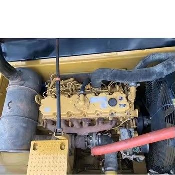 30 tonnes de pelleteuse utilisée Cat Digger 330d 330c 330d2l avec et Kawasaki pompe hydraulique