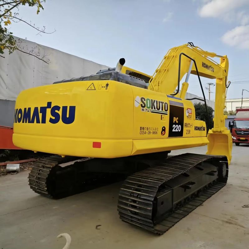 Excavateur Komatsu PC35 avec autre cylindre hydraulique en bon état