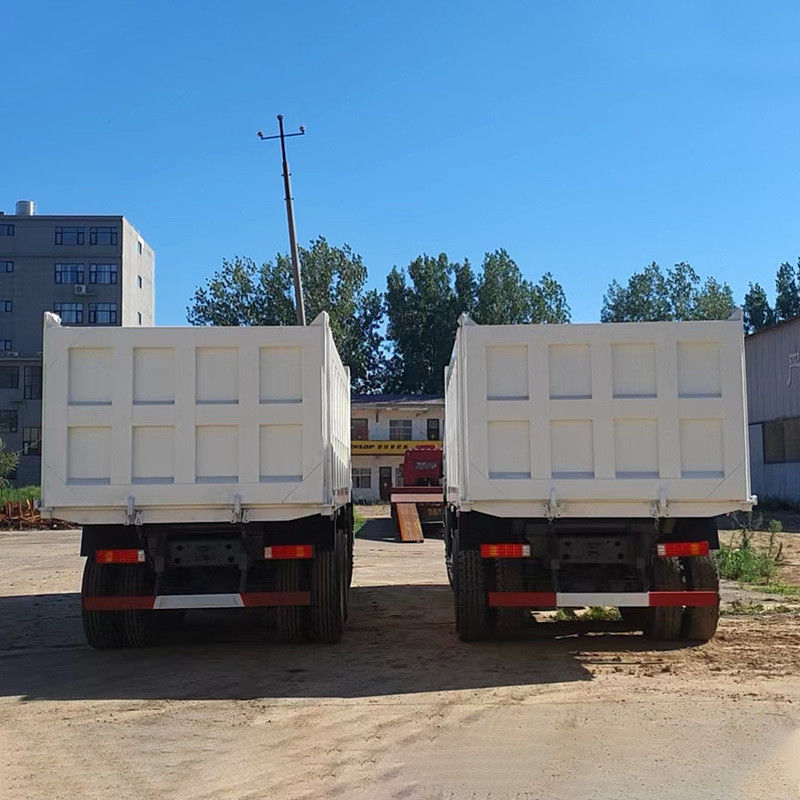 6X4 roue motrice utilisée Howo camions à ordures 25 tonnes 371HP Euro 2 camions à bascule avec 10 pneus
