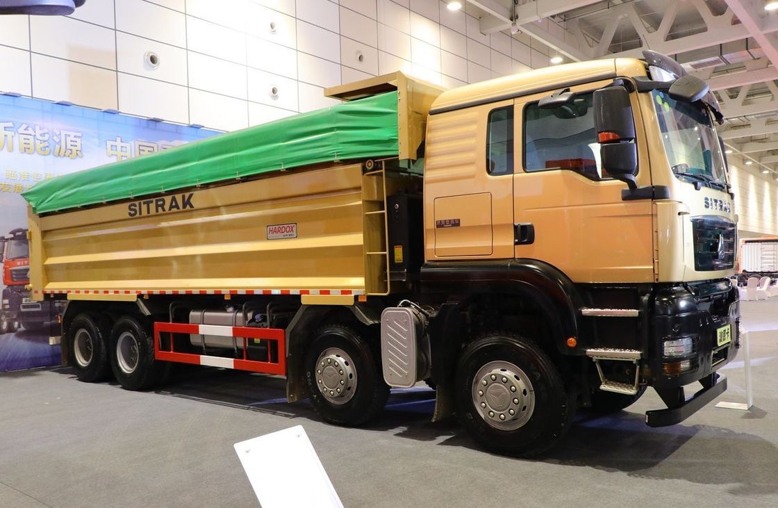 8x4 Sinotruck Howo Tuper Dumper Tapping Truck Les camions à décharge avec moteur MC11.44-60