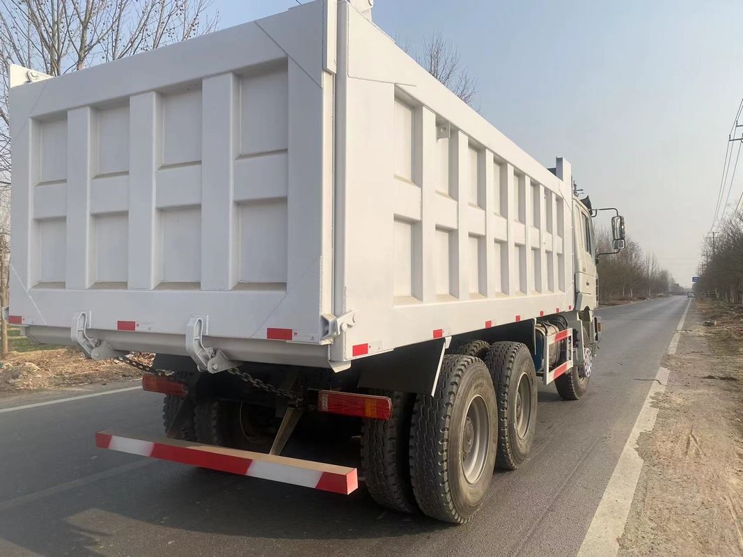 6x4 Dump Truck Shacman à 380 ch pour le transport des ingénieurs à prix abordable
