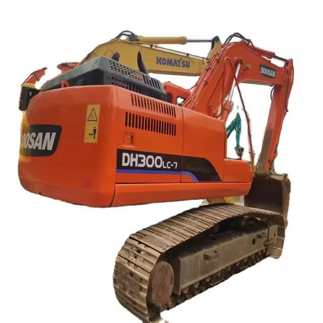 Excavatrice à rampe de 14 tonnes à prix abordable avec un entretien simple et une capacité de seau de 0,35 m3