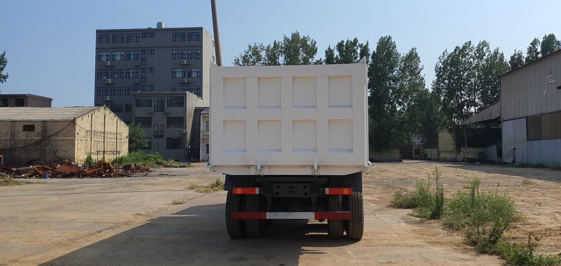 Sinotruk Howo camion de décharge utilisé 6x4 20 mètres cubes 371hp camion de décharge pour la performance