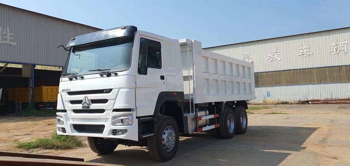 Sinotruk Howo camion de décharge utilisé 6x4 20 mètres cubes 371hp camion de décharge pour la performance
