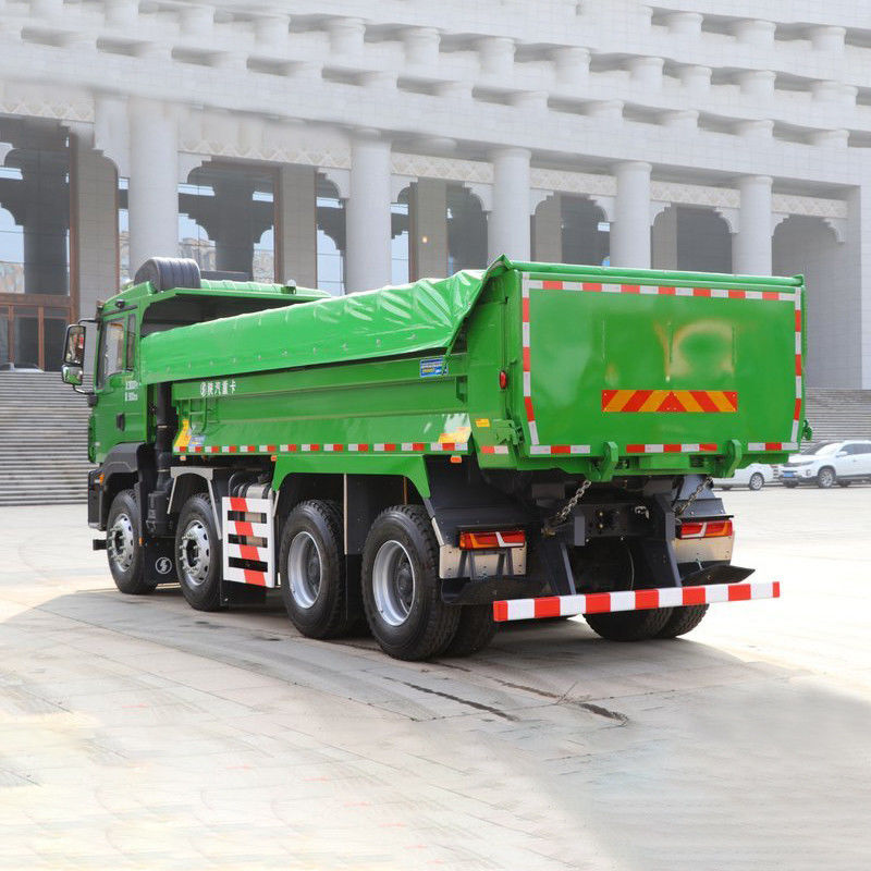 Shacman F3000 8x4 camion-décharge à bascule en Tanzanie fenêtre manuelle et dimensions L x W x H