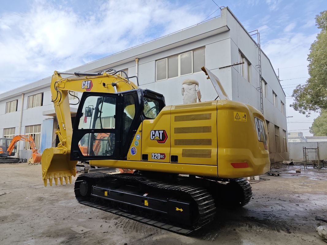 Excavatrice CAT 320d d'origine utilisée en bon état avec un entretien solide et simple