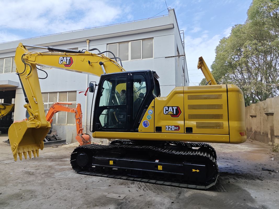 Excavatrice CAT 320d d'origine utilisée en bon état avec un entretien solide et simple