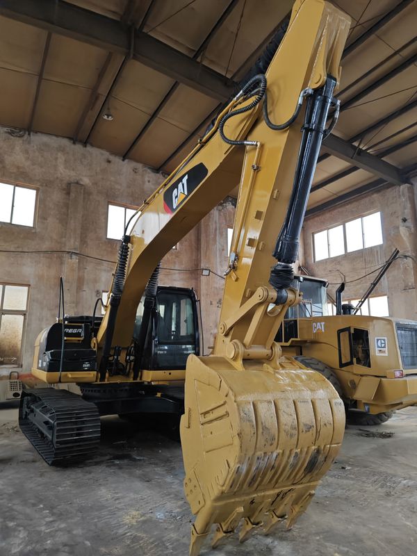 Excavateur CAT 320d d'occasion avec un entretien simple et des performances élevées à un prix abordable