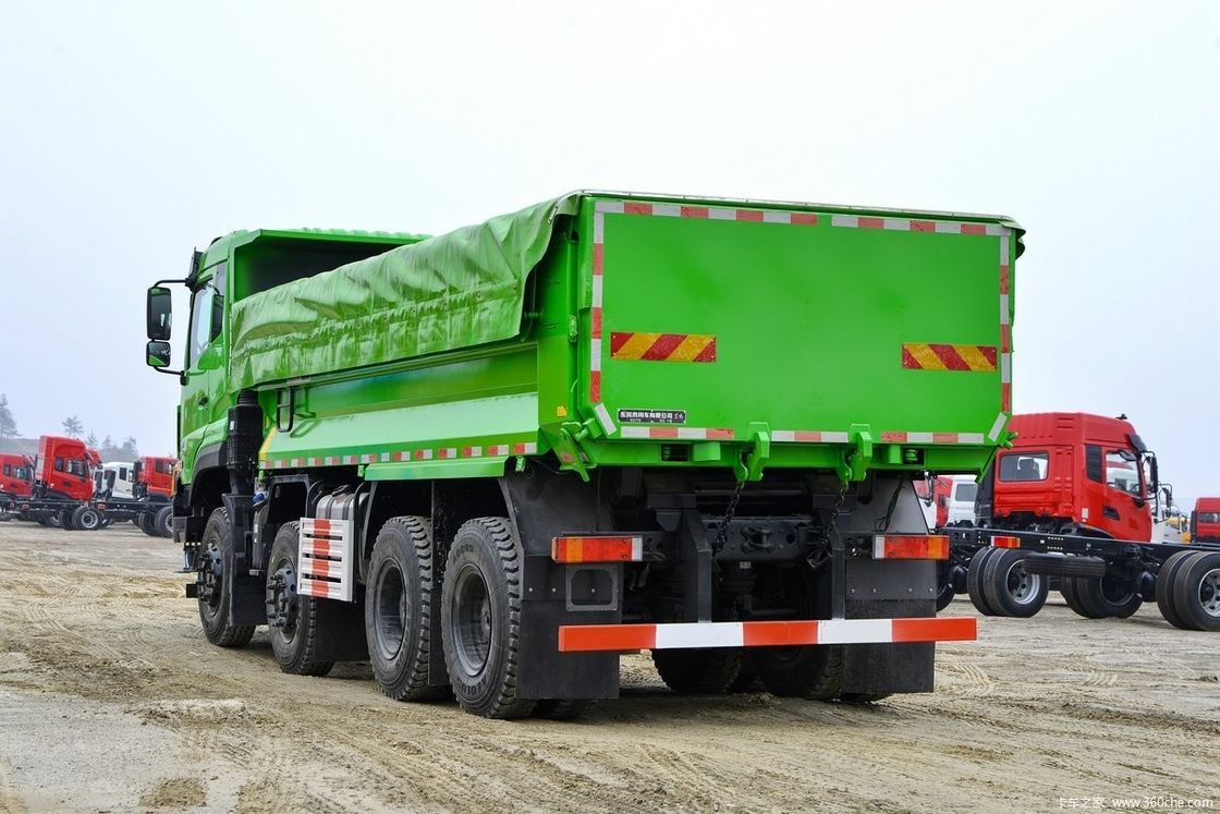 Demande du client Dongfeng KC 600hp 8*4 moteur Cummins Diesel Eruo5 camion lourd