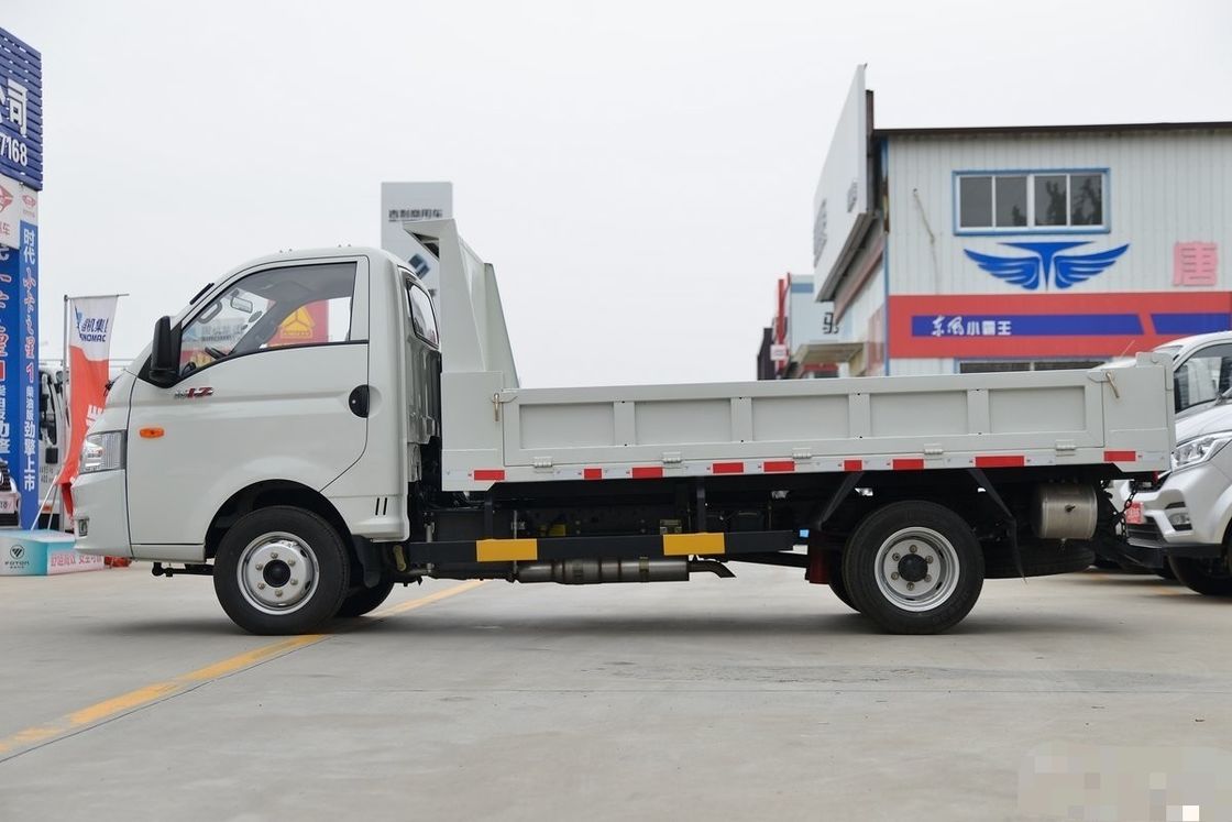 Utilisé Dongfeng W17 102hp Volant à main gauche 2 sièges 2 airbags rangée unique 4*2 camion de décharge léger