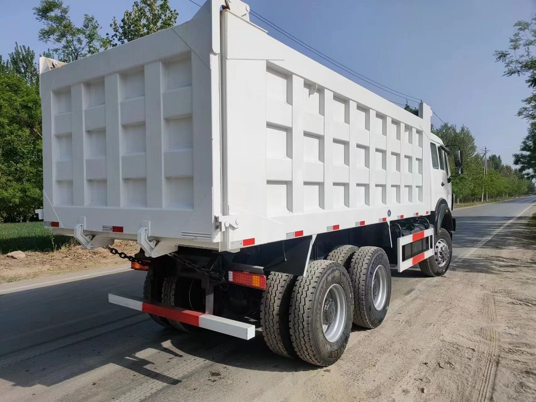 2 passagers BEIBEN 2020 Camion lourd d'occasion économe en carburant 6*4 Camion à remorque diesel