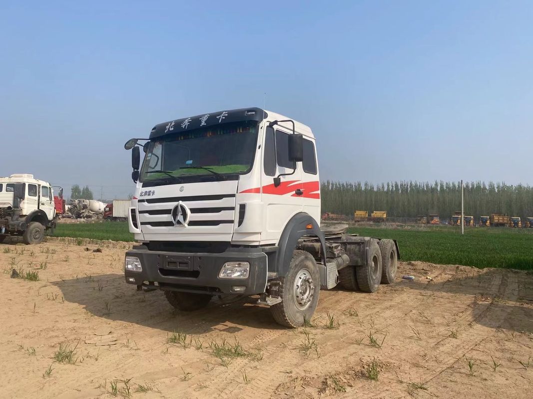 2 passagers BEIBEN 2020 Camion lourd d'occasion économe en carburant 6*4 Camion à remorque diesel
