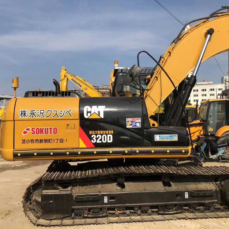 2001-4000 Heures de travail CAT 320D 20 tonnes Excavateur à rampe hydraulique En bon état