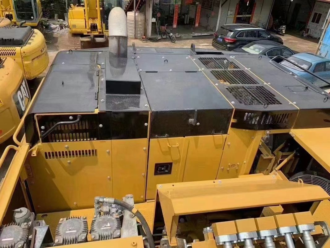 Excavateur de chat 390D à prix abordable avec un poids de 90250 kg et une capacité de seau de 0,45 m3