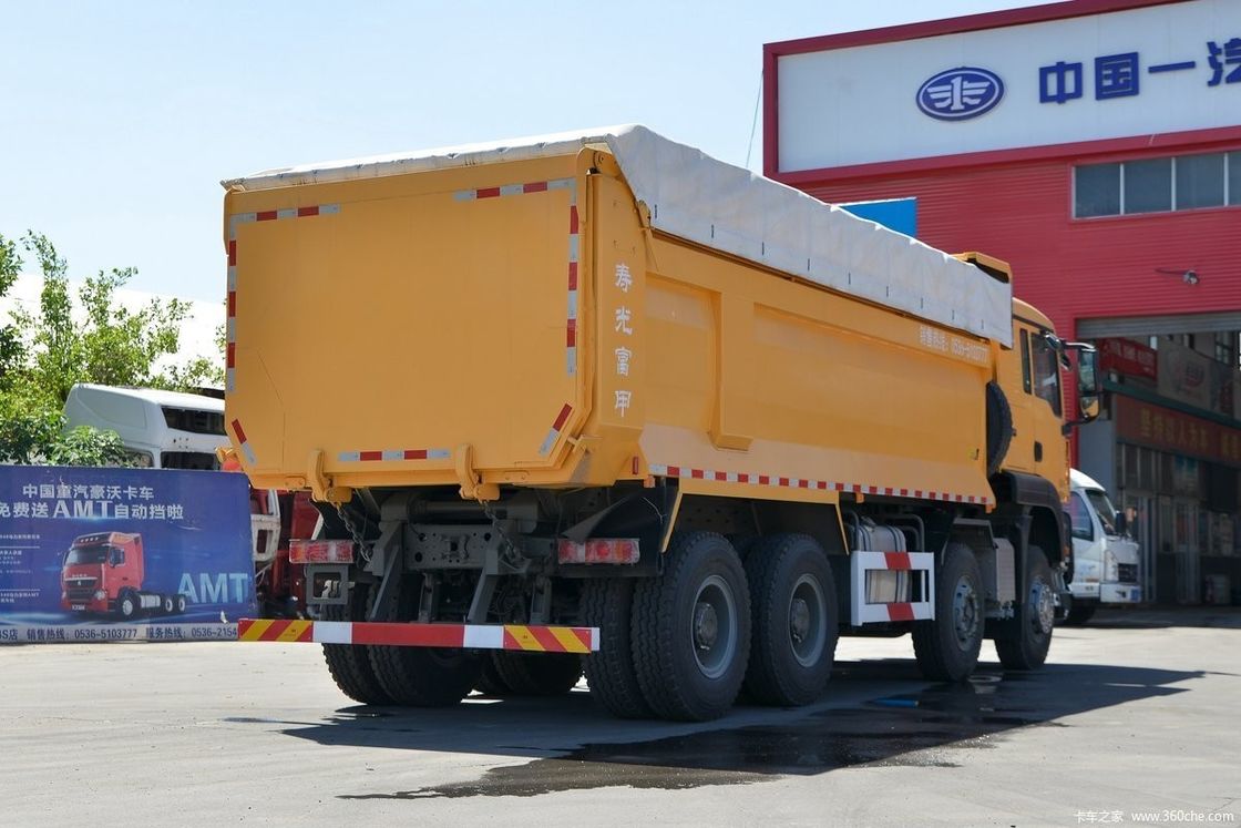 SINOTRUCK boîte de vitesses camion de décharge utilisé 400ph8*4 pour la demande et la commodité du client