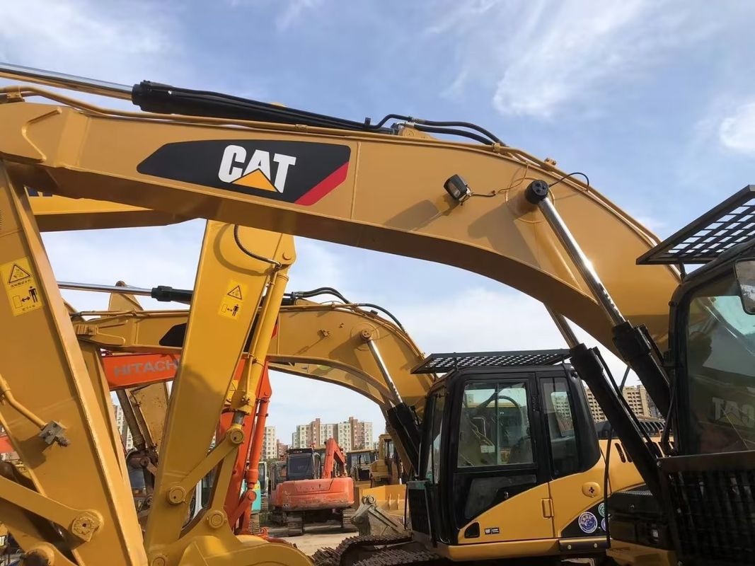 CAT320D Excavatrice utilisée aux Émirats arabes unis Excavatrice à rouleaux CAT320DL CAT320D2 pour les travaux de construction