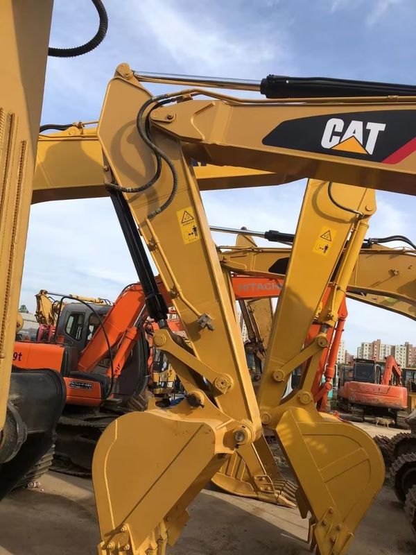 CAT320D Excavatrice utilisée aux Émirats arabes unis Excavatrice à rouleaux CAT320DL CAT320D2 pour les travaux de construction