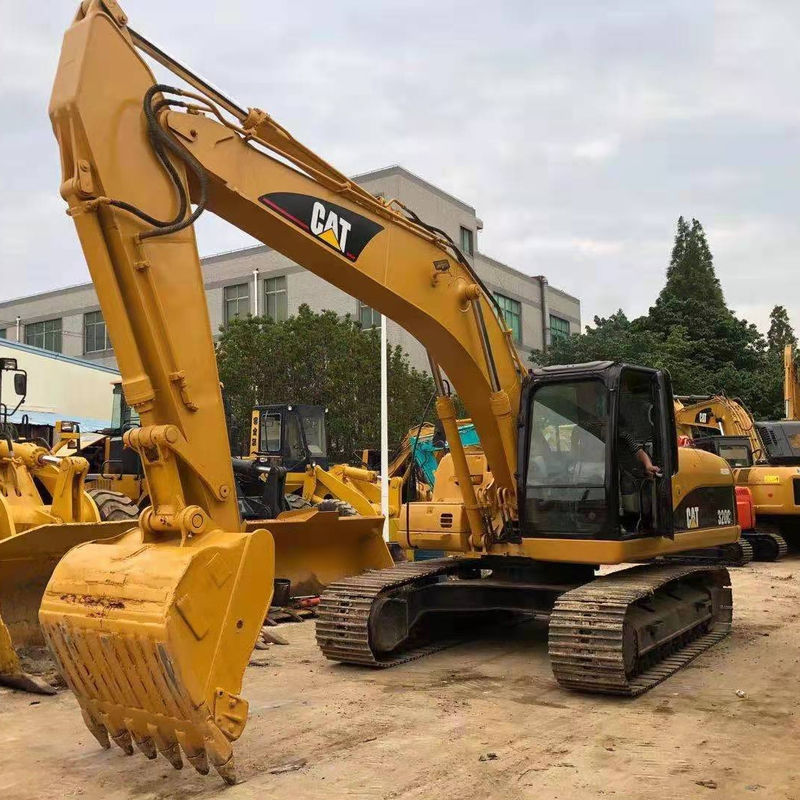 Excavateur Cat 320CL d'occasion avec pompe hydraulique Kawasaki de 2016 à Shanghai