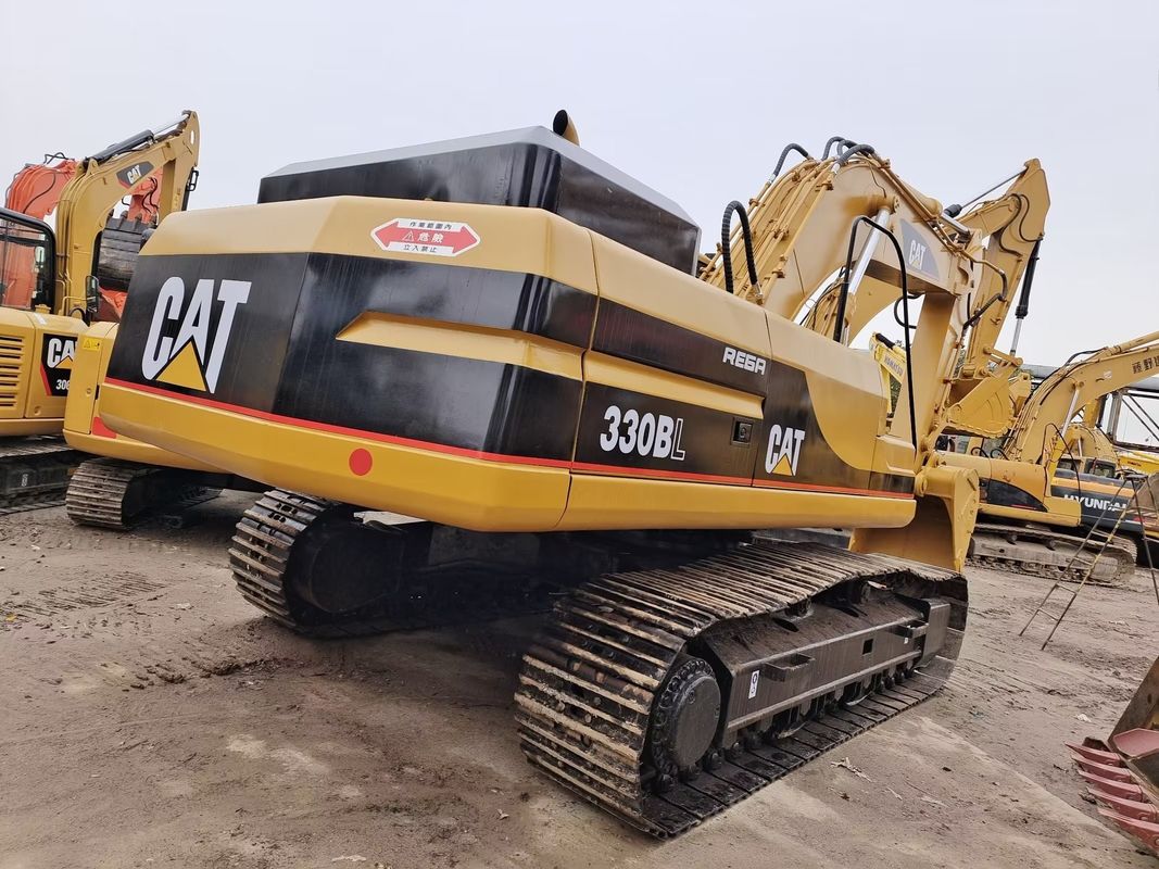 Excavateur de 30 tonnes Excavateur hydraulique à rouleaux usé CAT 330B avec capacité de seau de 2,1 m3
