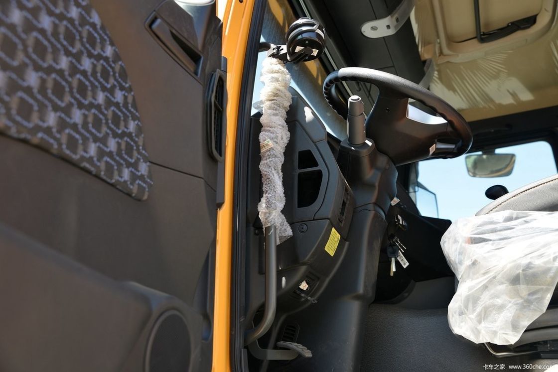 Capacité de chargement de 16 tonnes SITRAK G7W 8x4 400HP camion à décharge à bascule sans contrôle de vitesse