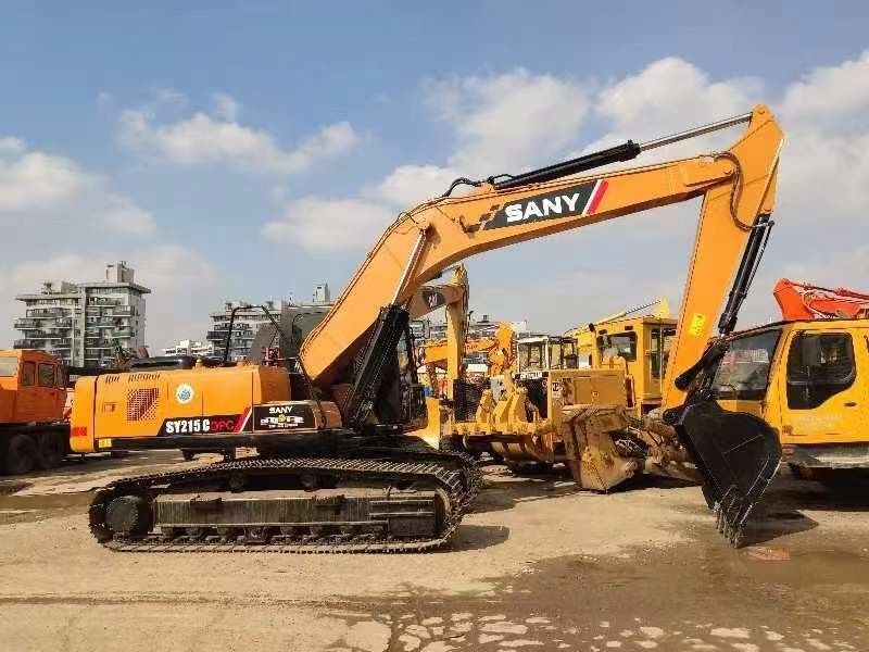 SANY 215 Excavateur 21900 KG Poids de la machine Autre pompe hydraulique pour la manutention de matériaux