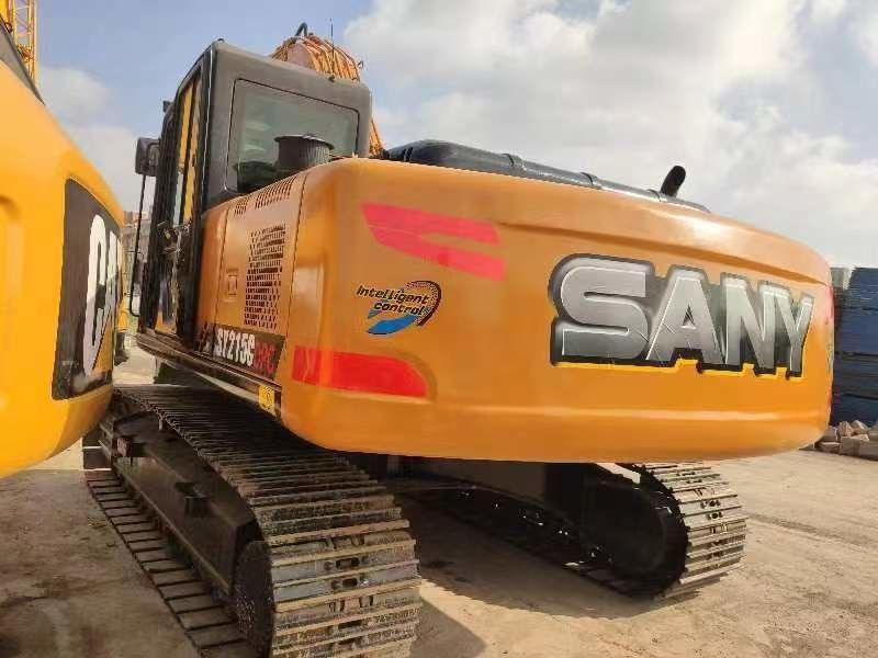 SANY 215 Excavateur 21900 KG Poids de la machine Autre pompe hydraulique pour la manutention de matériaux