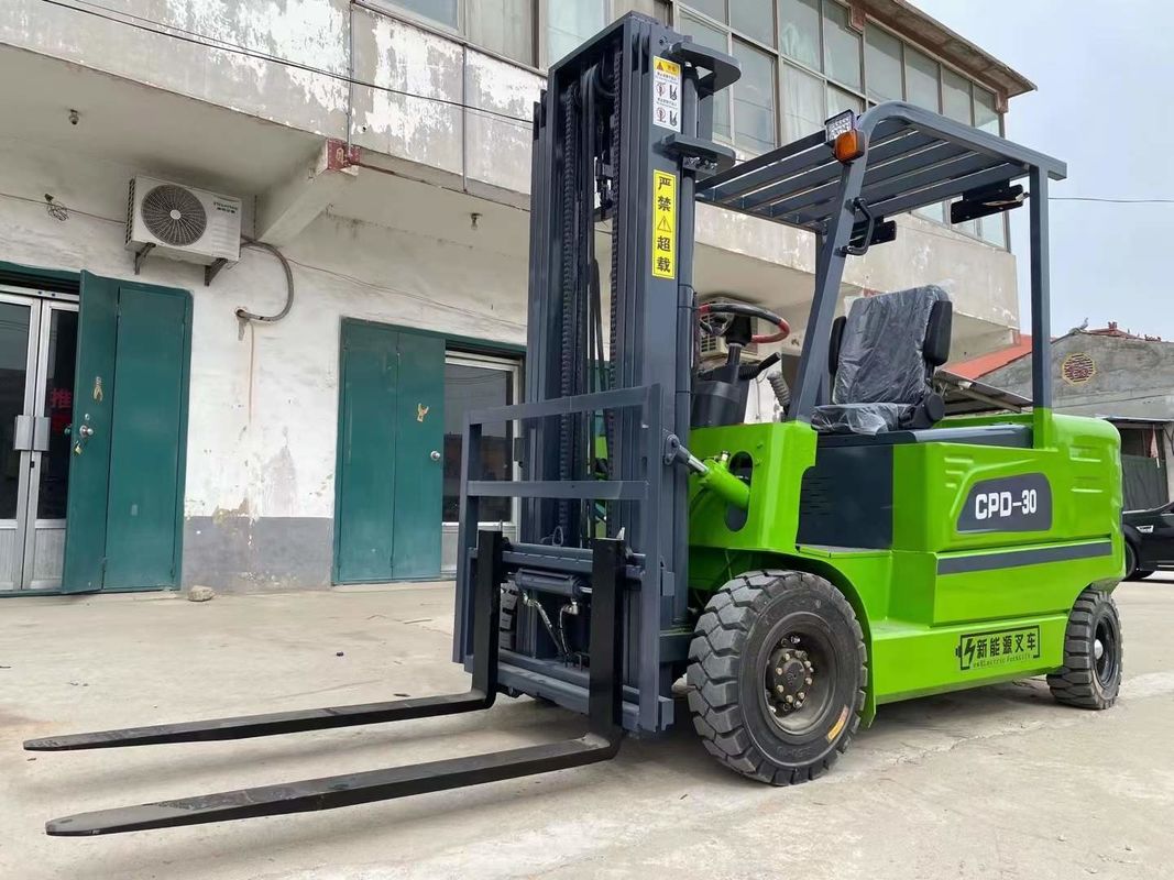 Vantage réel et puissance du moteur de levage de 14,4 kW