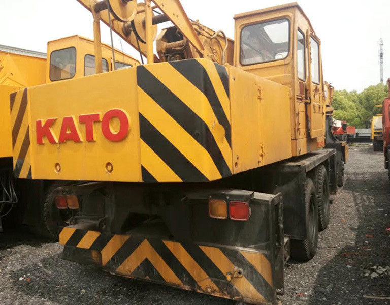 Cran mobile d'occasion de 25 tonnes QY25K5A Camion avec grue à vitesse de fonctionnement maximale de 75 km/h