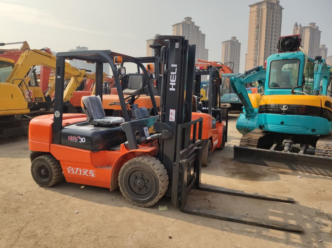 3 tonnes de chariot élévateur électrique HELI d'occasion Couleur originale et capacité de levage nominale 5 tonnes