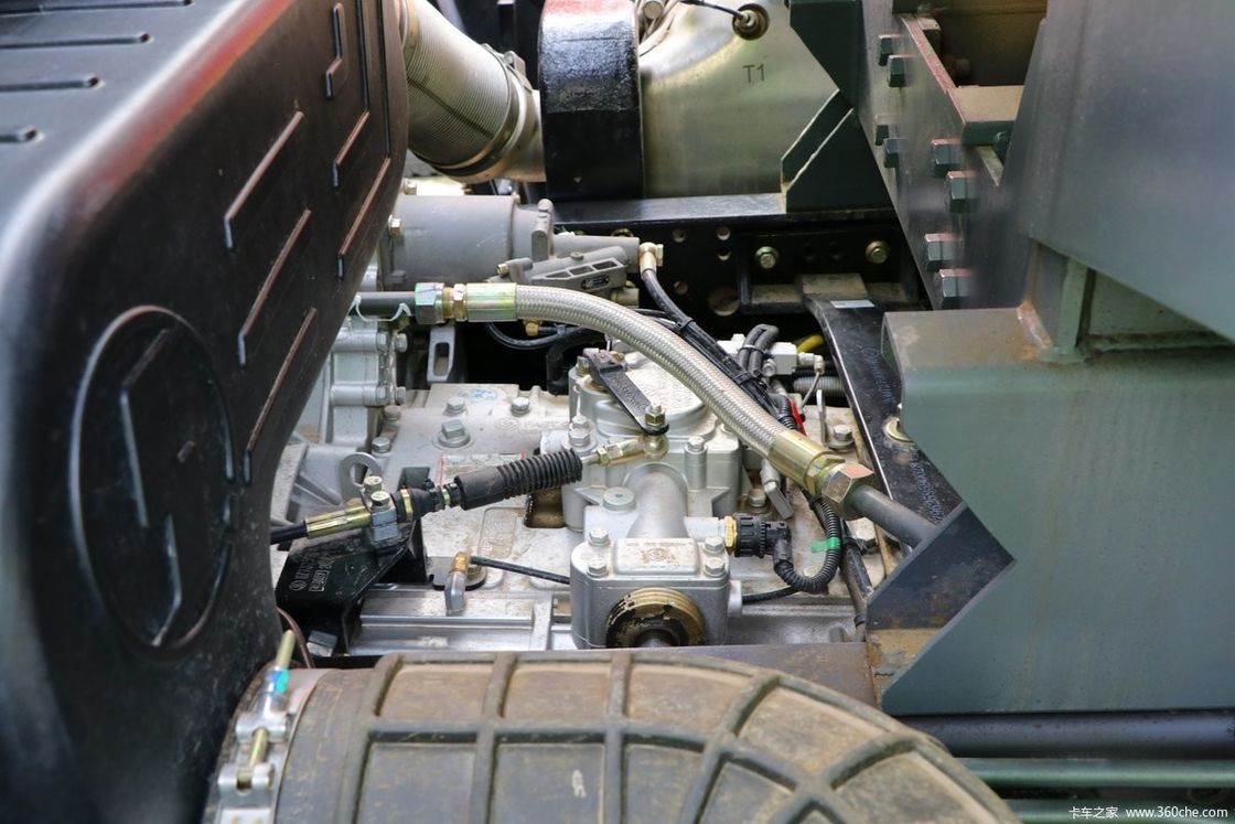 6x4 400 chevaux Shacman camion de décharge avec capacité du moteur 8L et 12.00R20 pneus 18PR