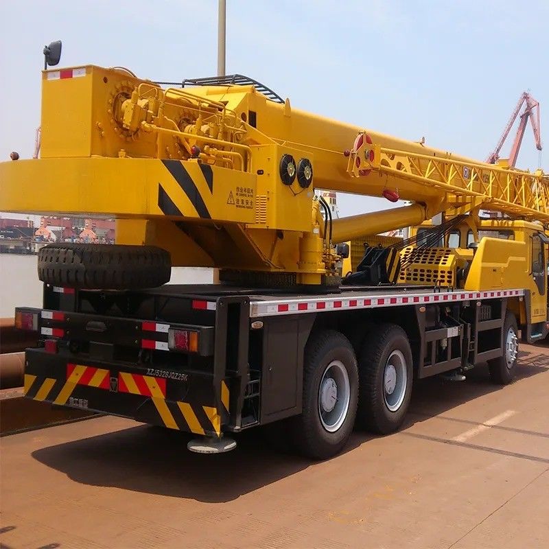 QAY160 Grue hydraulique mobile de 160 tonnes pour camions 2016 Année 2001-4000 heures de travail