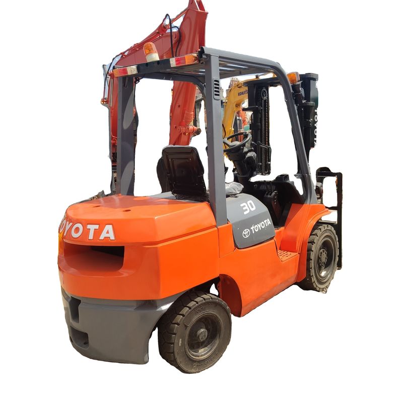 Toyota d'occasion 1 tonne 1,5 tonne 2 tonnes 8F chariot élévateur mobile électrique
