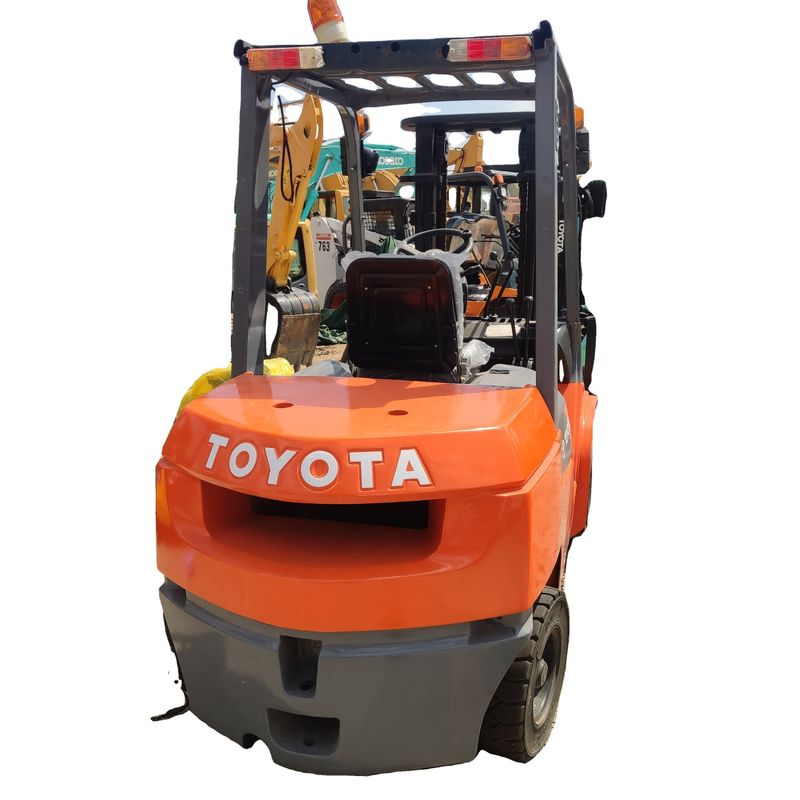 Toyota d'occasion 1 tonne 1,5 tonne 2 tonnes 8F chariot élévateur mobile électrique