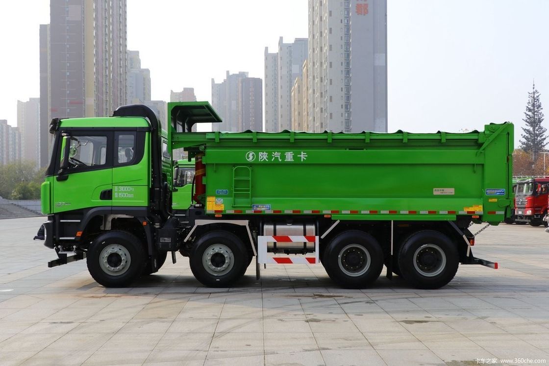 30 tonnes Sinotruk Shacman camion de décharge 340 chevaux 8X4 Tanc de chargement Longueur 6,2-8m FAST 10JSD180 Transmission