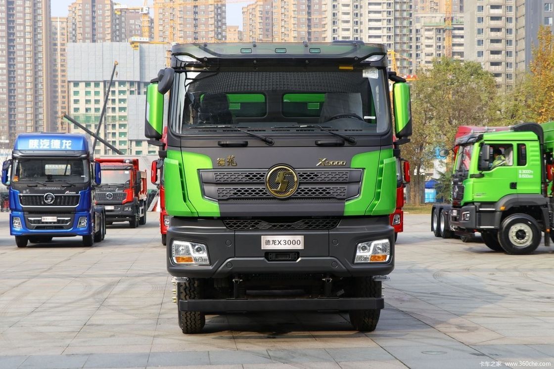 30 tonnes Sinotruk Shacman camion de décharge 340 chevaux 8X4 Tanc de chargement Longueur 6,2-8m FAST 10JSD180 Transmission