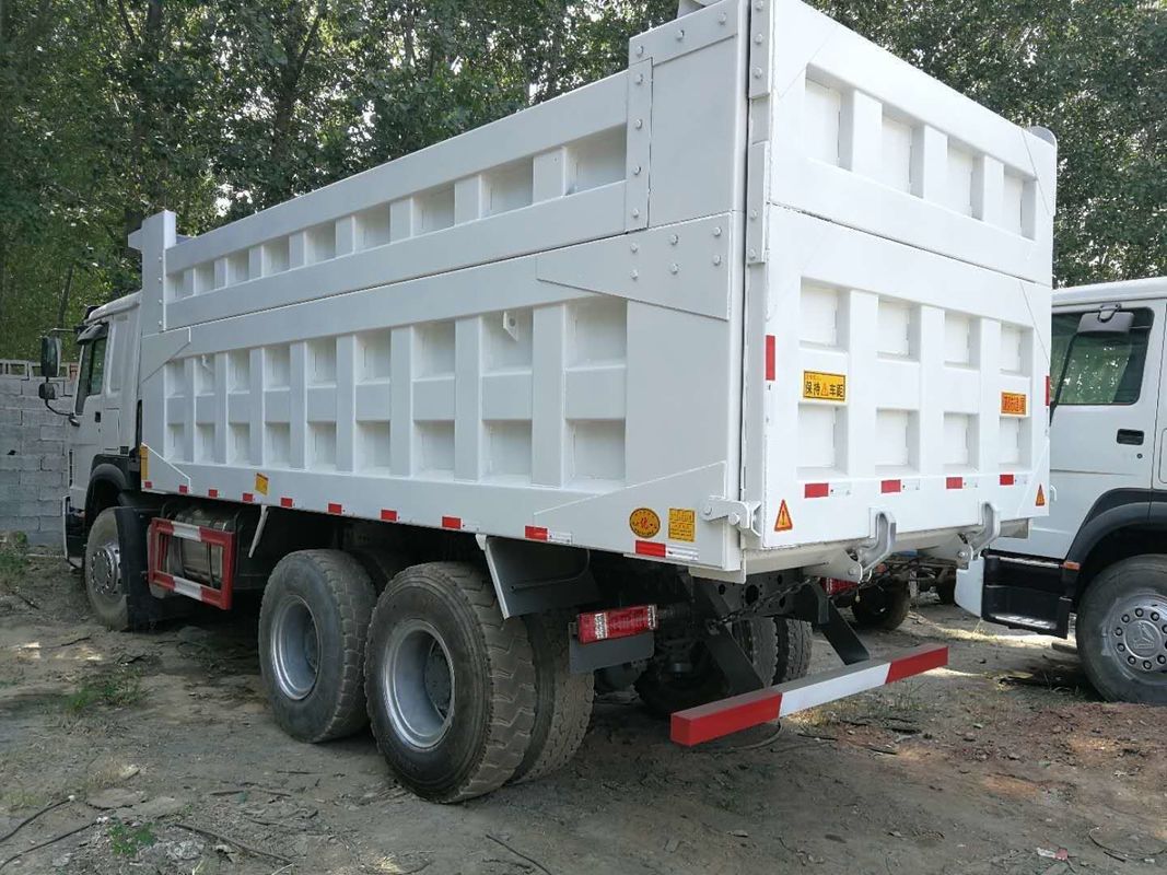 Siège de conducteur normal Camion lourd Sino Sinotruk Howo 371hp 6x4 8x4 Camions à décharge utilisés