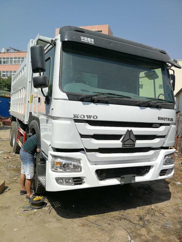 Siège de conducteur normal Camion lourd Sino Sinotruk Howo 371hp 6x4 8x4 Camions à décharge utilisés