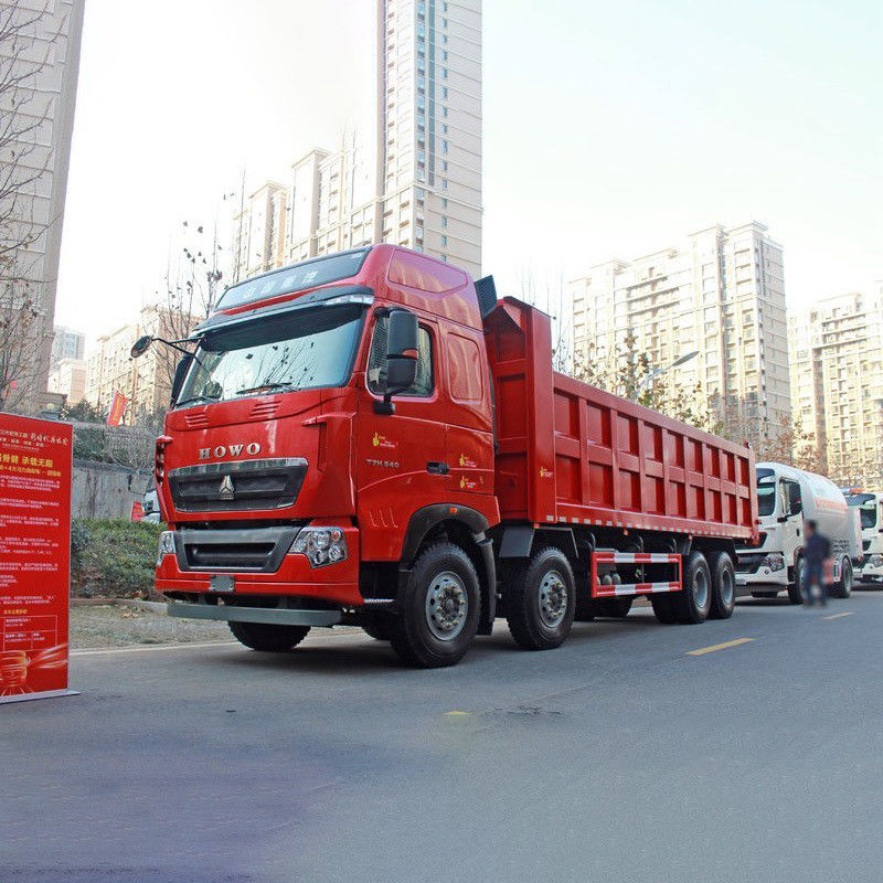 HOWO Sinotruck 8*4 Drive Dump Truck pour le transport de l'ingénierie climatiseur manuel