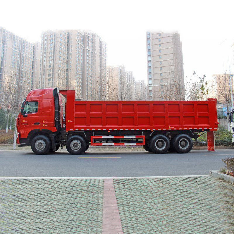 HOWO Sinotruck 8*4 Drive Dump Truck pour le transport de l'ingénierie climatiseur manuel