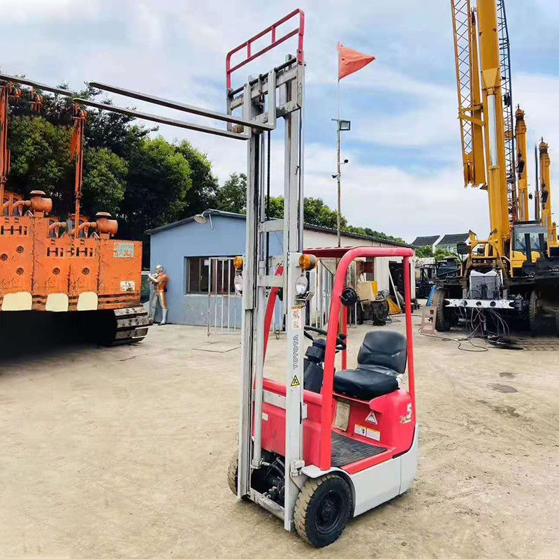 0.5 tonnes de chariot élévateur électrique d'occasion Toyota avec une largeur de fourchette de 125 et une longueur de fourchette de 1070